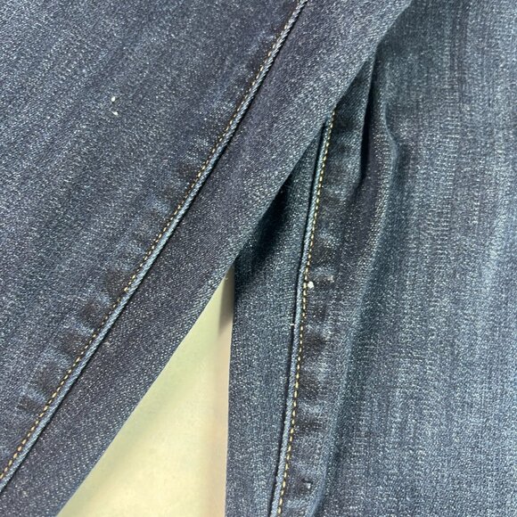 Judy Blue Jean Women 30x30* Flare High Rise Dark Blue Faded Raw Hem Denim Tag 29 - Picture 2 of 16